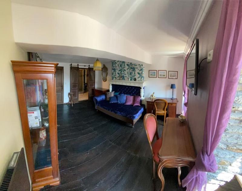 La Maison Du Paon- Josselin Aparthotel Esterno foto